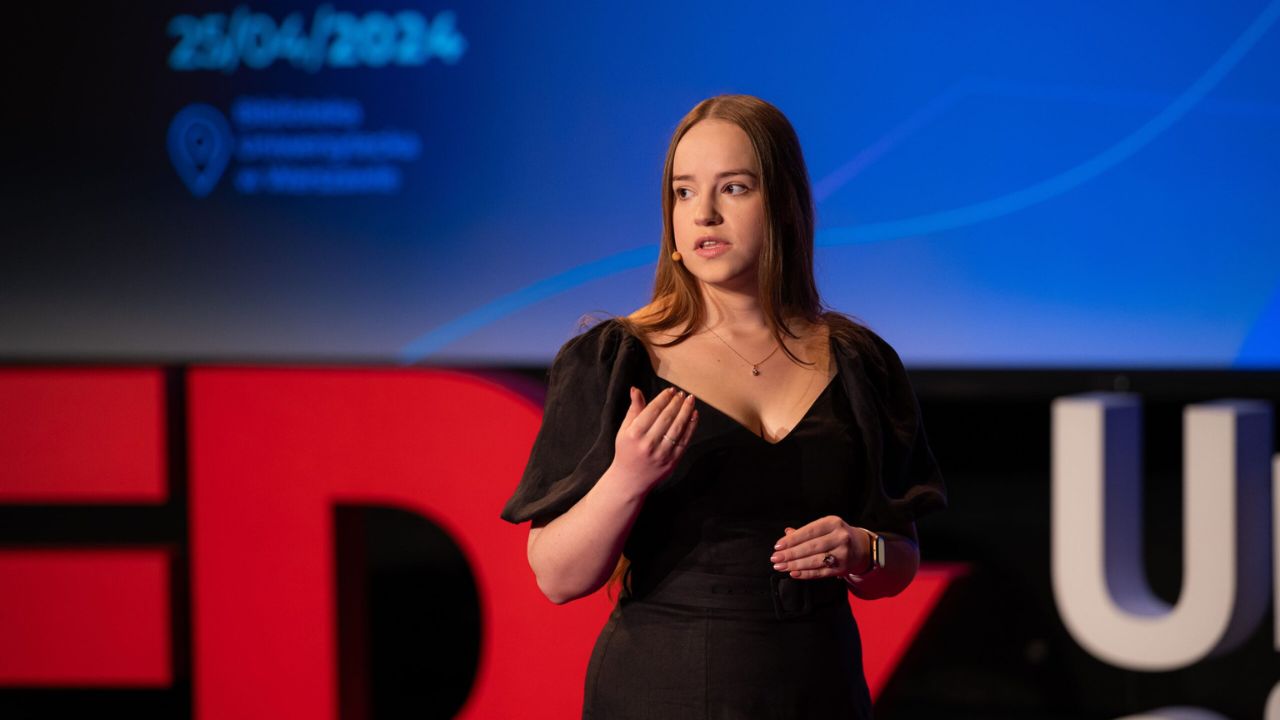 Niedługo w kinach - filmy bez udziału ludzi | Gabriela Flis | TEDx University of Warsaw